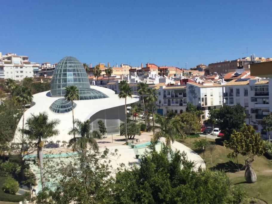 Central Estepona 3 Bed Apt With Pool And Parking Exterior foto